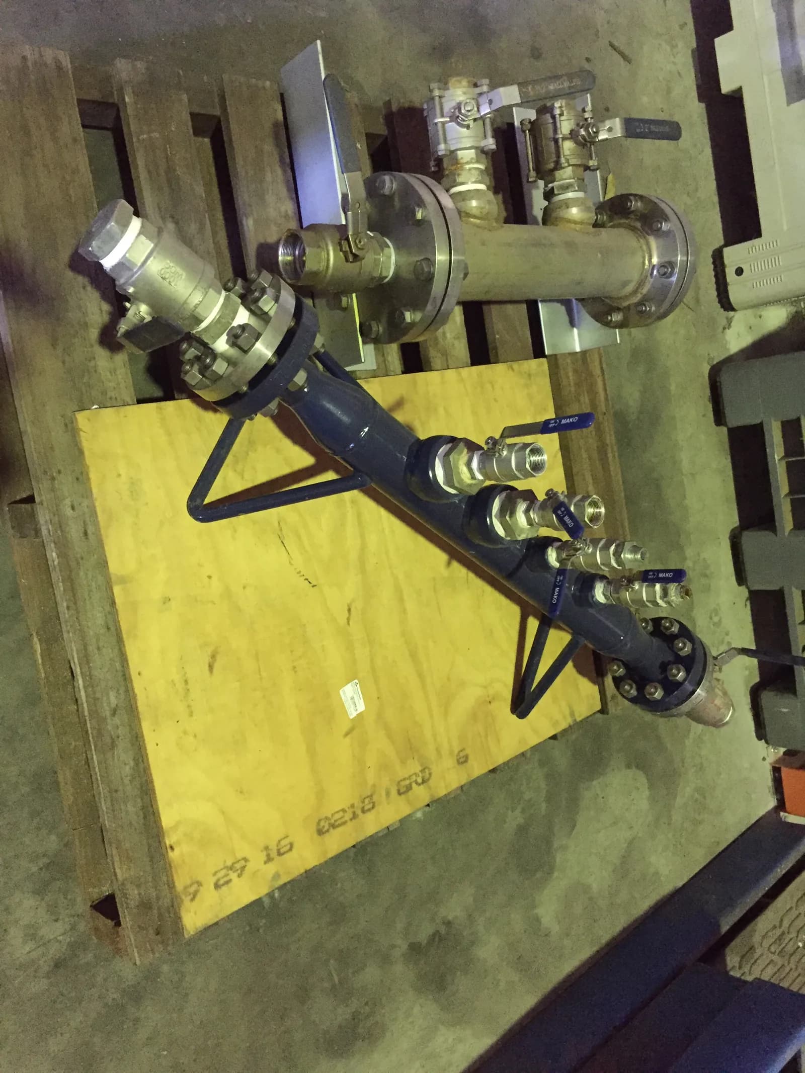 Air manifold configuration